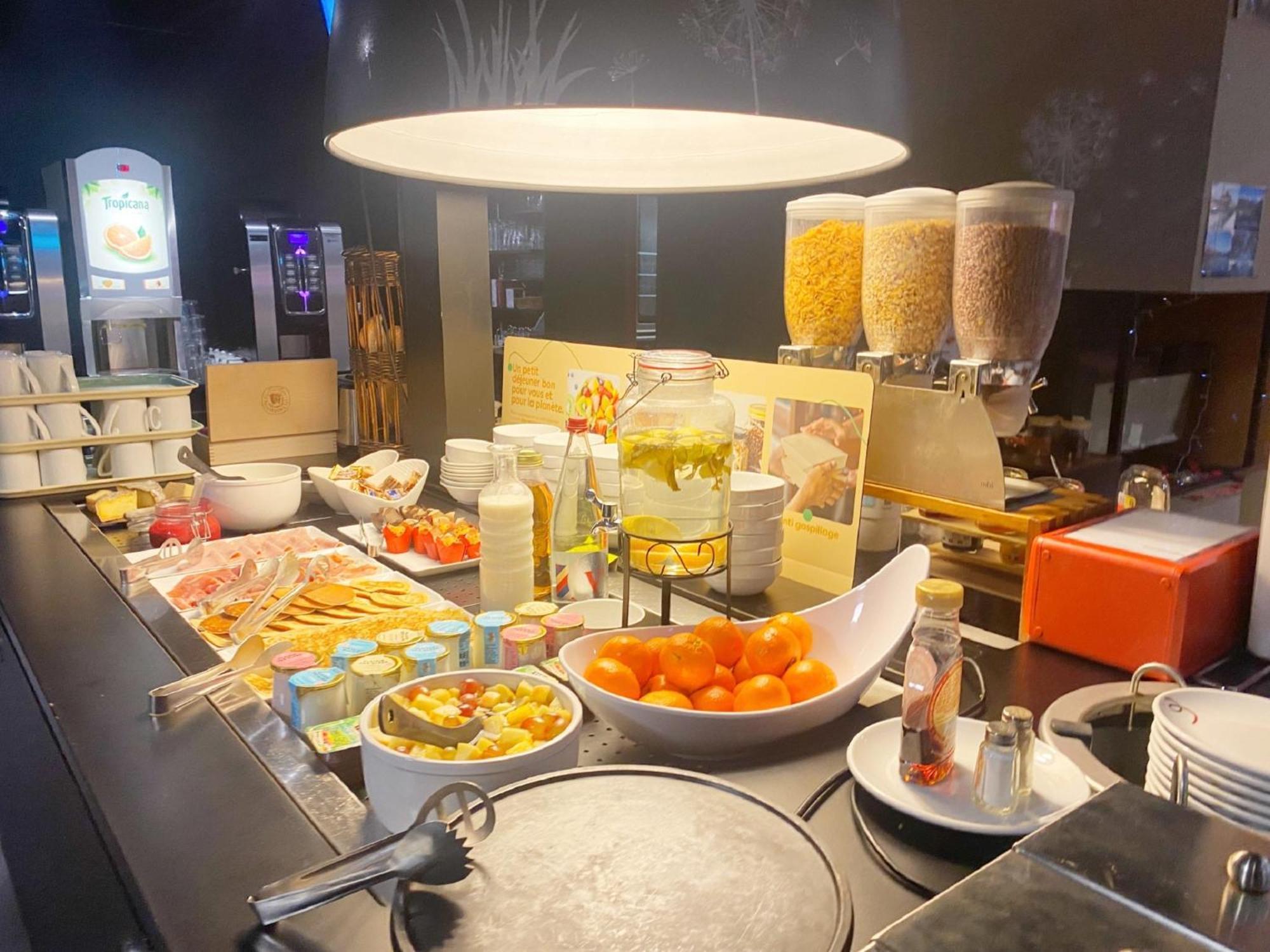 Campanile Annecy - Cran Gevrier Hotel Luaran gambar