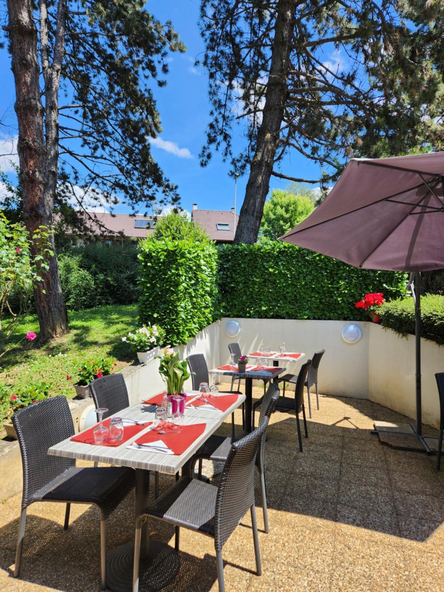 Campanile Annecy - Cran Gevrier Hotel Luaran gambar