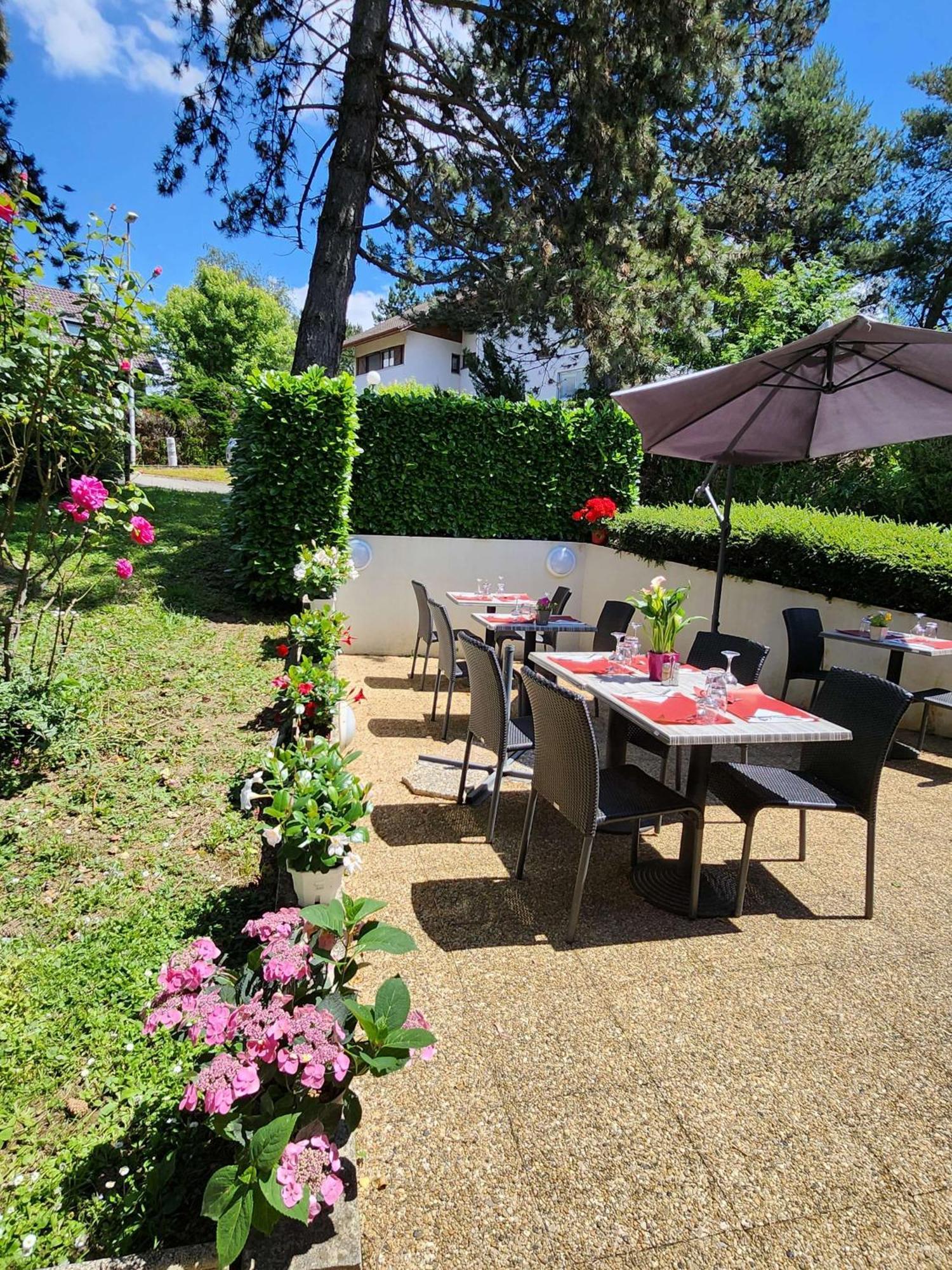 Campanile Annecy - Cran Gevrier Hotel Luaran gambar