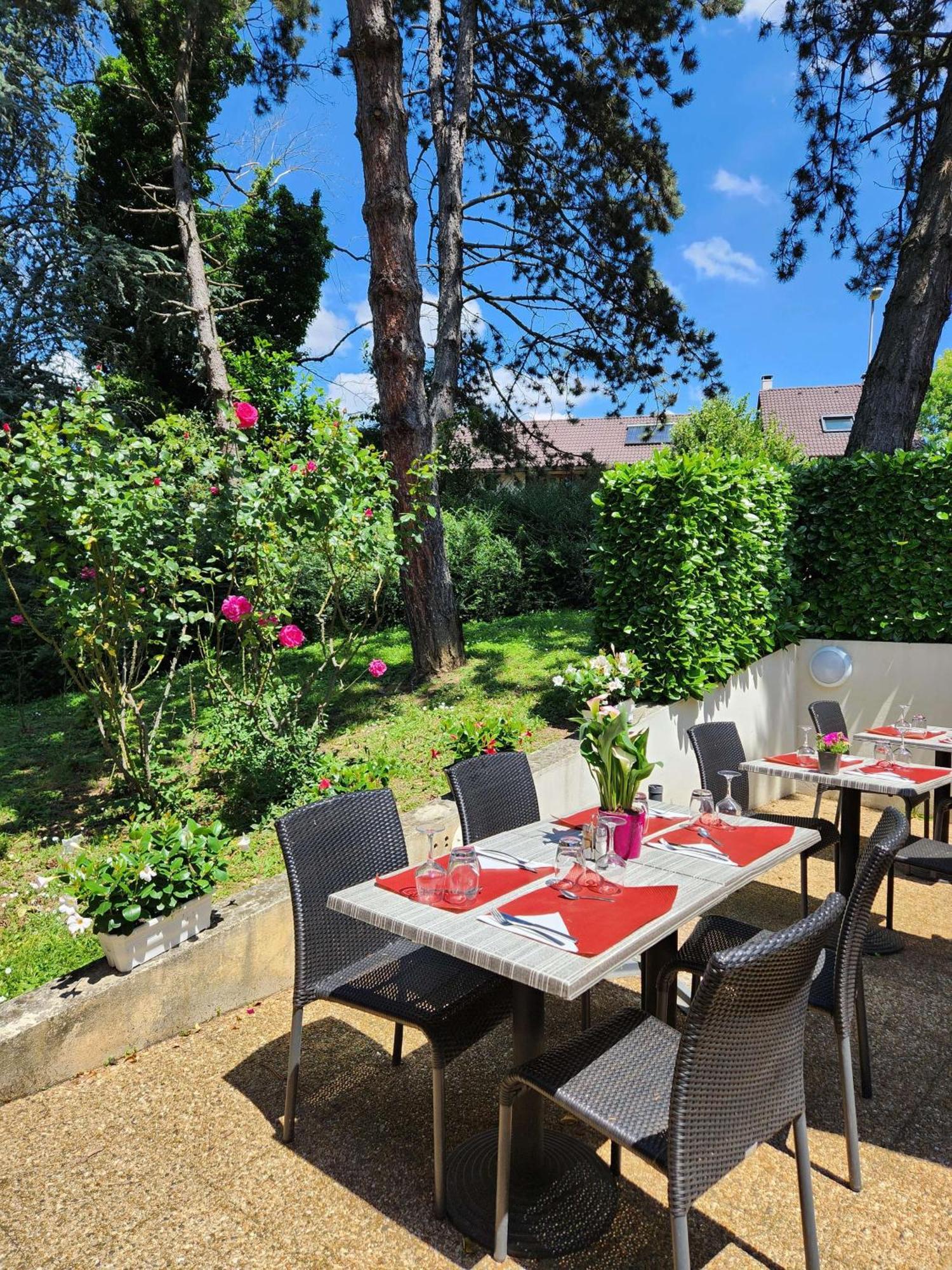 Campanile Annecy - Cran Gevrier Hotel Luaran gambar
