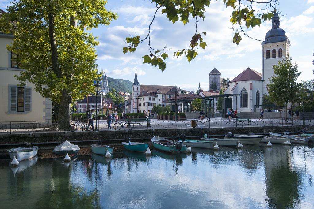 Campanile Annecy - Cran Gevrier Hotel Luaran gambar