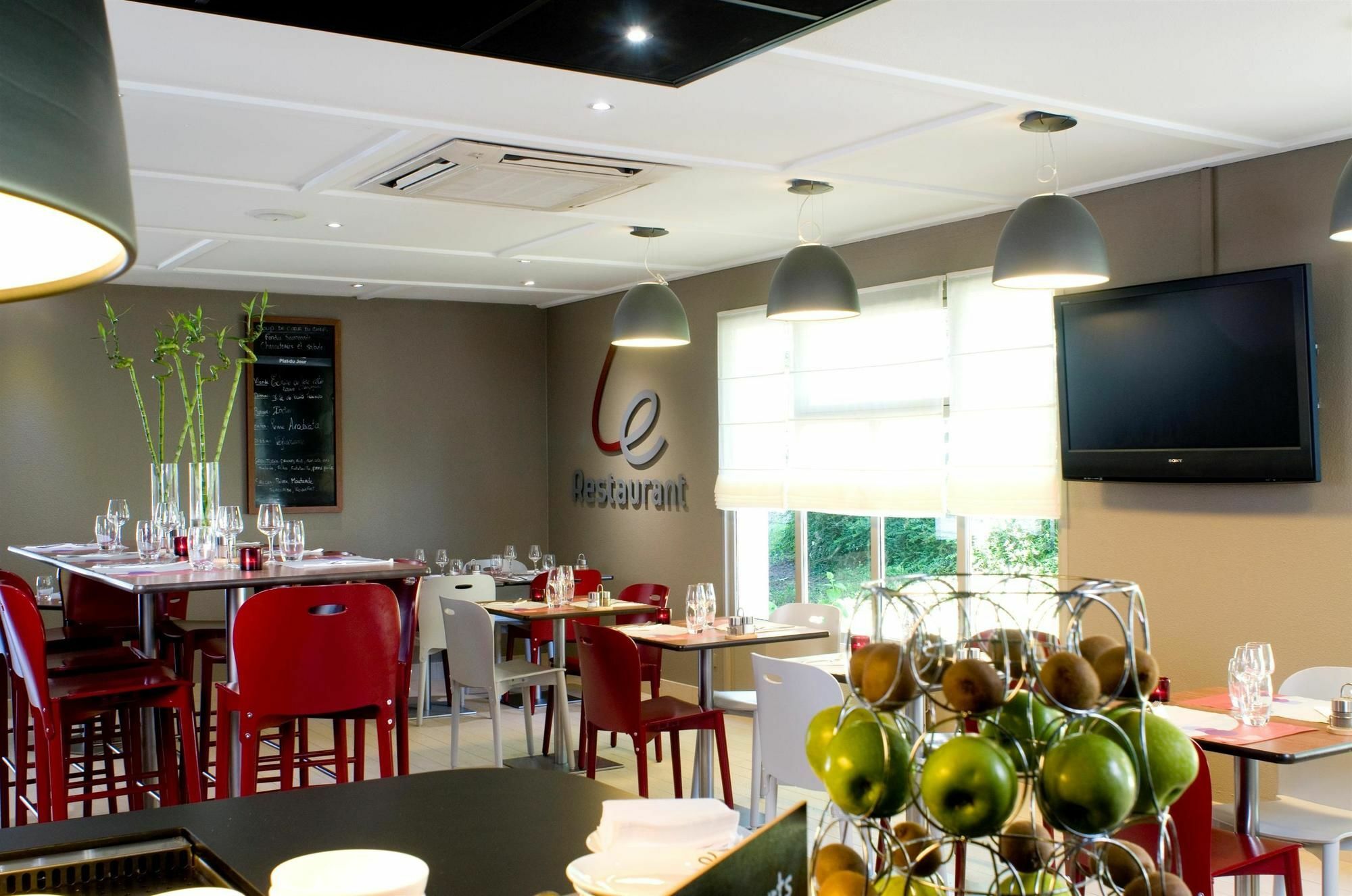 Campanile Annecy - Cran Gevrier Hotel Luaran gambar